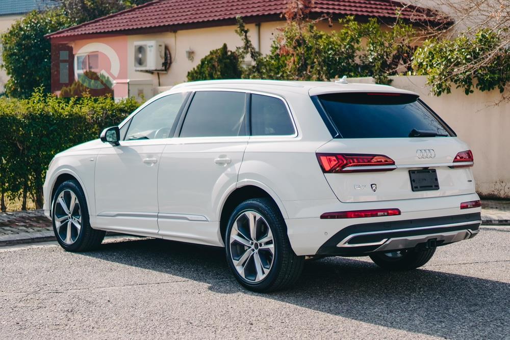 اودي Q7